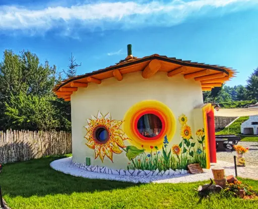Căsuța Floarea Soarelui